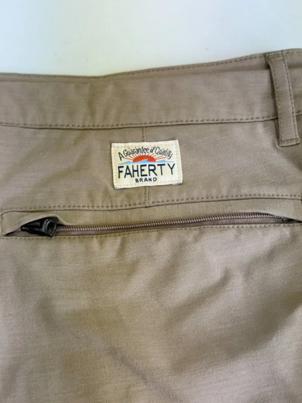Faherty All Day Shorts Mens 40 Khaki Tan Performance Stretch Casual Lightweight